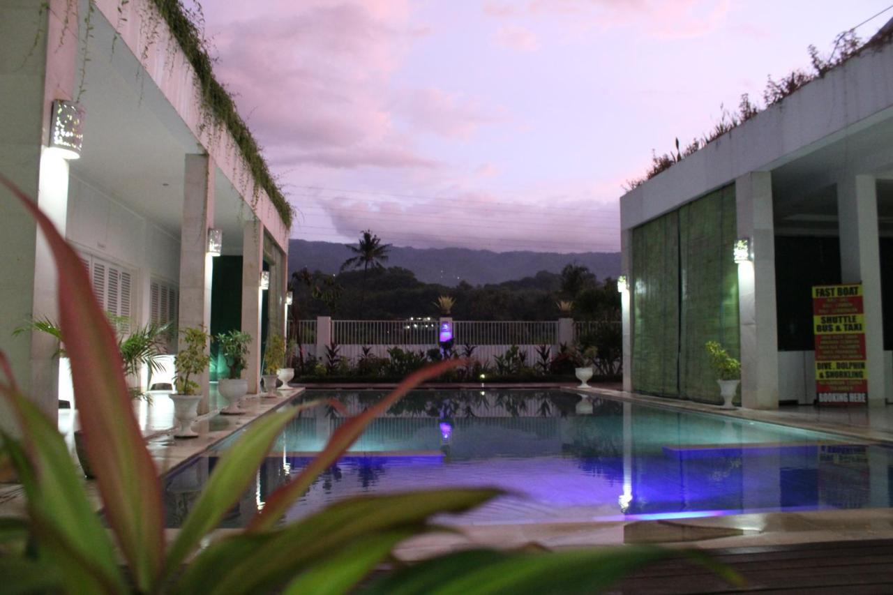 Villa Putih Lovina מראה חיצוני תמונה